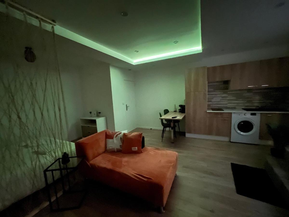 Appartement Luxe Jaune Saint-Etienne  Kültér fotó