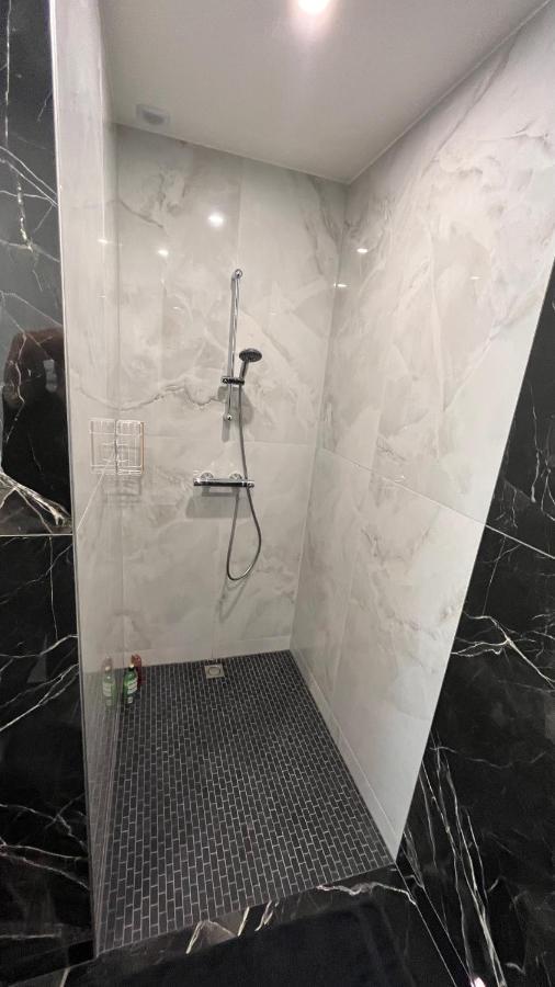 Appartement Luxe Jaune Saint-Etienne  Kültér fotó
